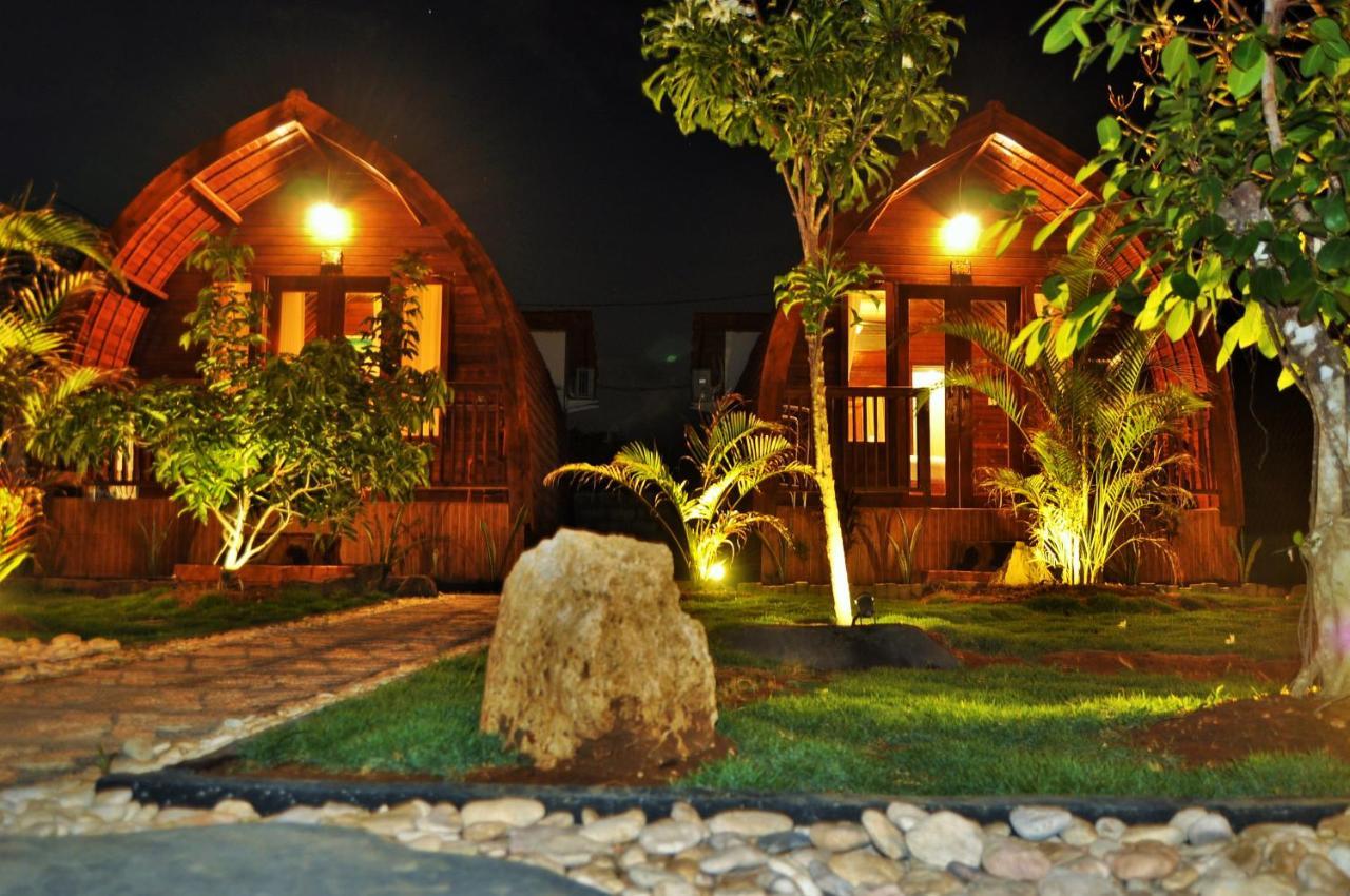 Setilas Bungalows Batununggul ภายนอก รูปภาพ
